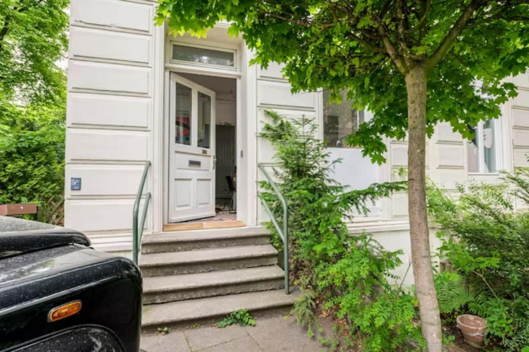 Grosszuegige 185M2-Altbauwohnung In Bestlage 7Zimmer-2Baeder-2Kuechen-2Wcs Hamburg Exterior photo